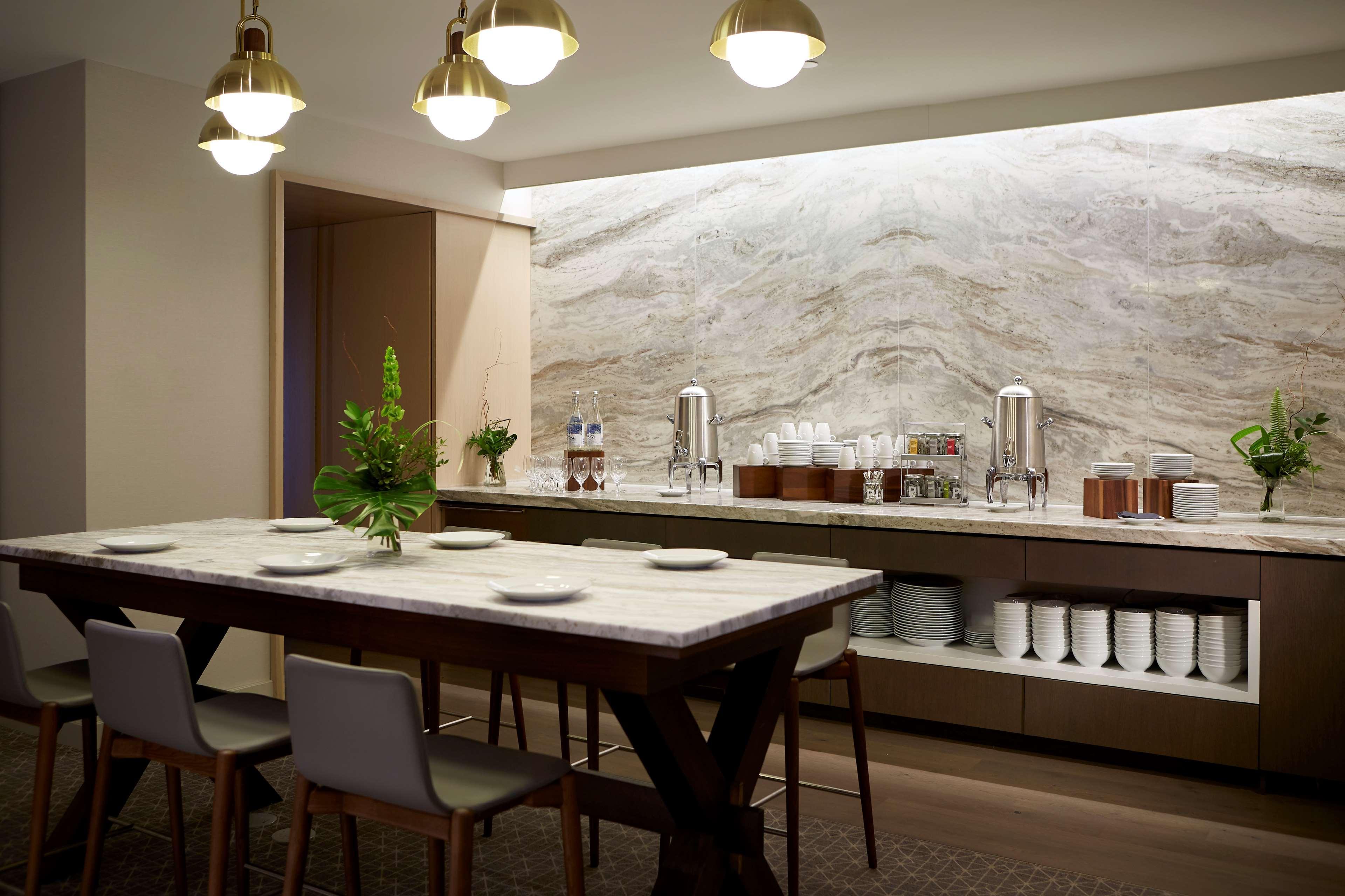 Andaz Ottawa Byward Market, By Hyatt Exterior photo